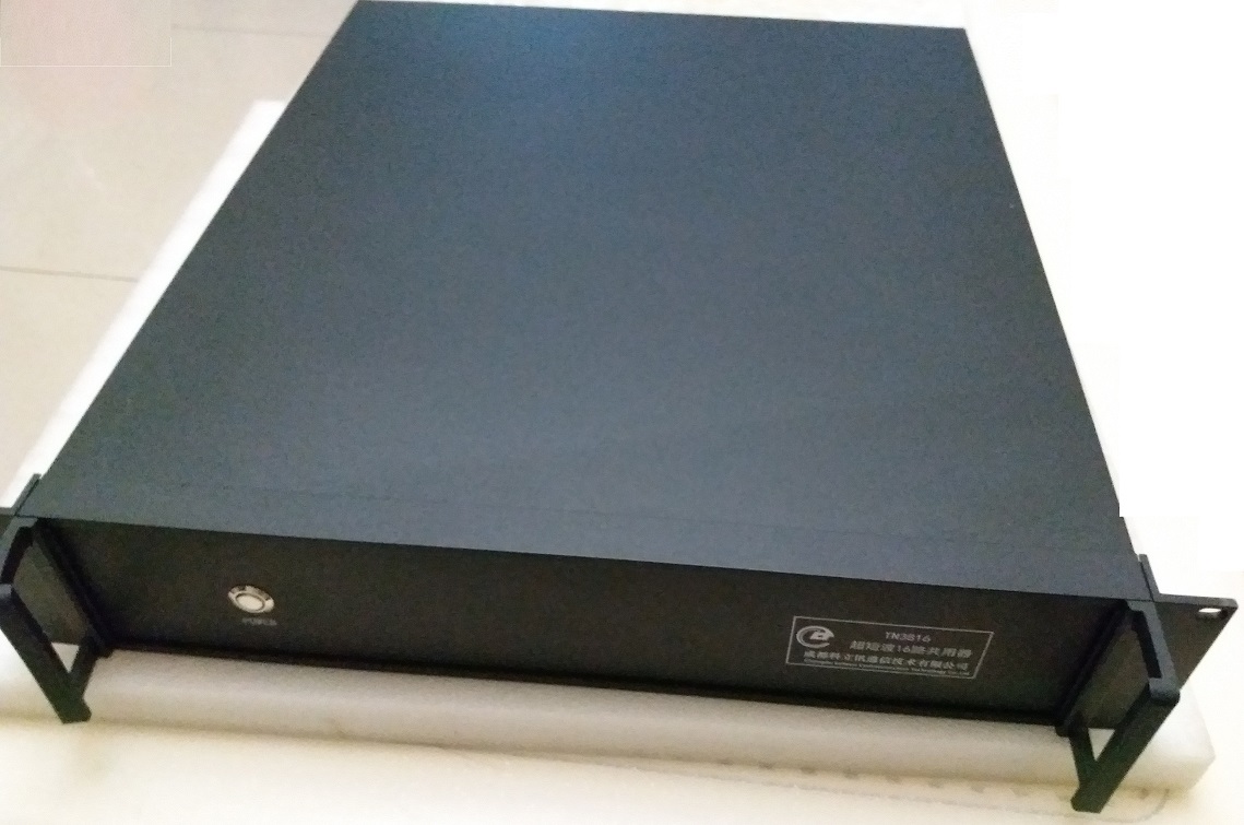 TN607A中長(zhǎng)波共用器